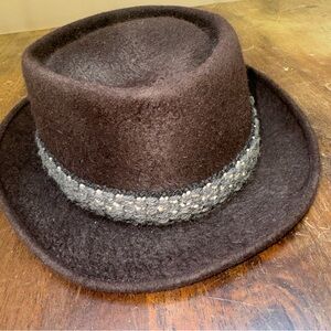 Vintage Men’s hat. Banker’s hat, waterproof.